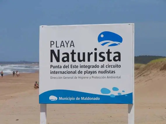 Playa naturista en la Costa de la Luz